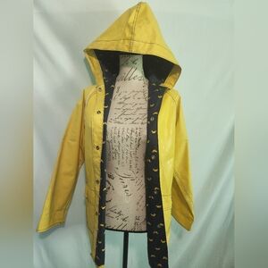 Vintage Whimsy Yellow Ducky Raincoat. Size Small.